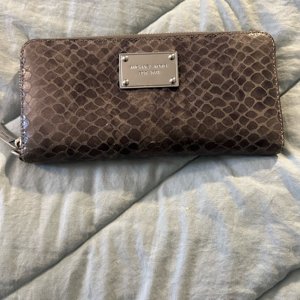 Michael Kors Gray Snake Print Wallet